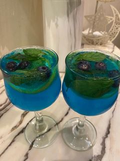 صورة لوصفة موهيتو التوت الأزرق 😍😋 💙💙💙