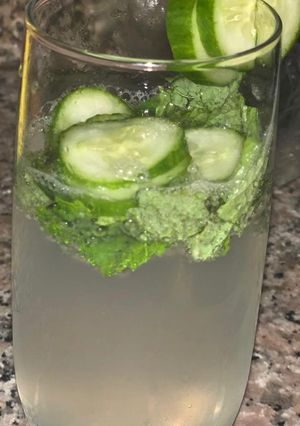 A picture of Virgin mojito.
