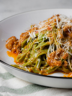 A picture of Bell Pepper Pasta with Ground Pork.