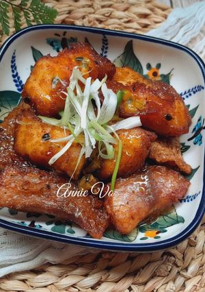 Hình của món Phile cá diêu hồng chiên giòn sốt chanh dây.