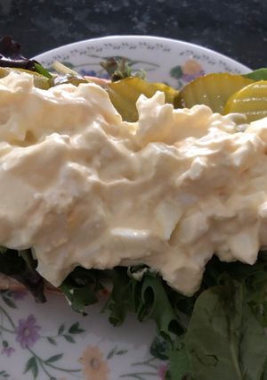 A picture of Creamy egg salad.
