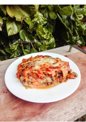 Una foto de Lasagna de berenjena (@untoquemassano)