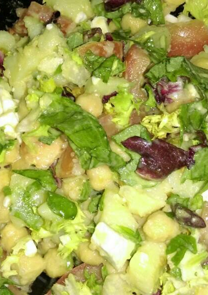 Una foto de Ensalada de garbanzos a la mostaza