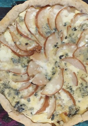Una foto de Tarta de peras y roquefort