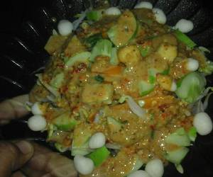 Resep mudah Pecel sayur  ala adhe Nikmat Lezat