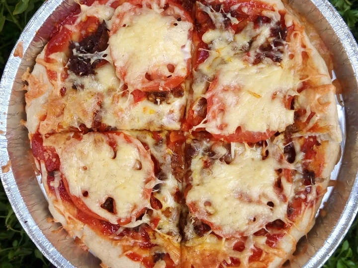 Recipe Quick pizza recipe with left over bread dough the  Makes Drooling Makes you drool