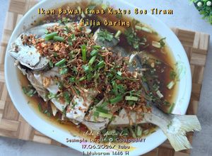Gambar Ikan Bawal Emas Kukus Sos Tiram Halia Garing