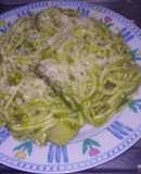 Tallarines verdes con bisteck