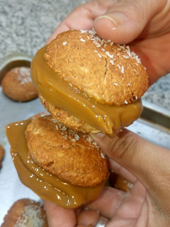 Una foto de Alfajores de Maizena saludables