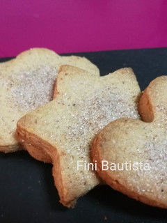 Una foto de Dulce típico de Navidad mantecados de almendra
