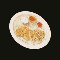 A picture of Aloo Methi Stuff Paratha.