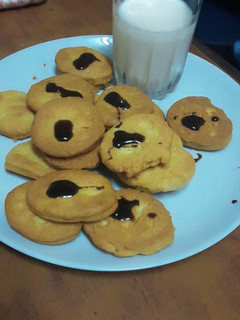 A picture of Peanut butter cookies.