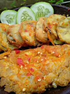 Foto resep Telur dadar dan terong geprek crispy