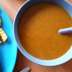 Chip shop style curry sauce A picture of Chip shop style curry sauce.