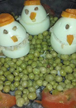Una foto de Huevos relleno para navidad 🐣