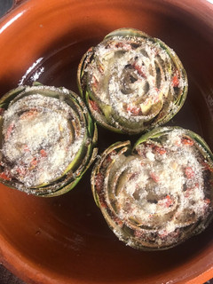Una foto de Alcachofas rellenas de chorizo