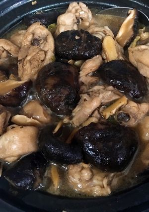蠔油花菇燜雞 的食譜成品照片