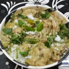 A picture of Hyderabadi White Chicken Korma.