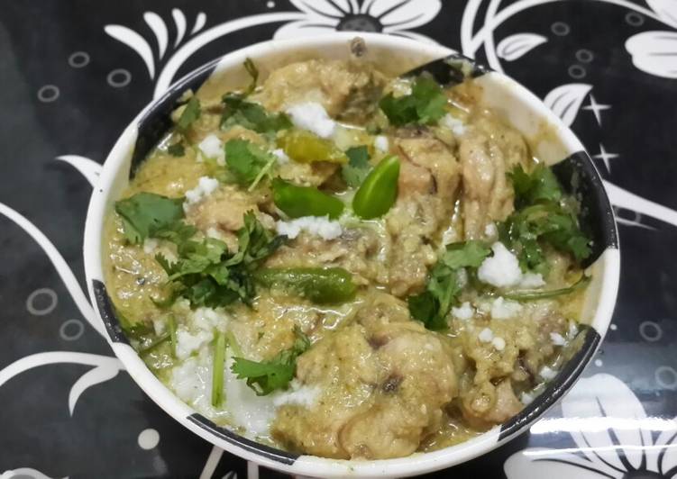 Hyderabadi White Chicken Korma