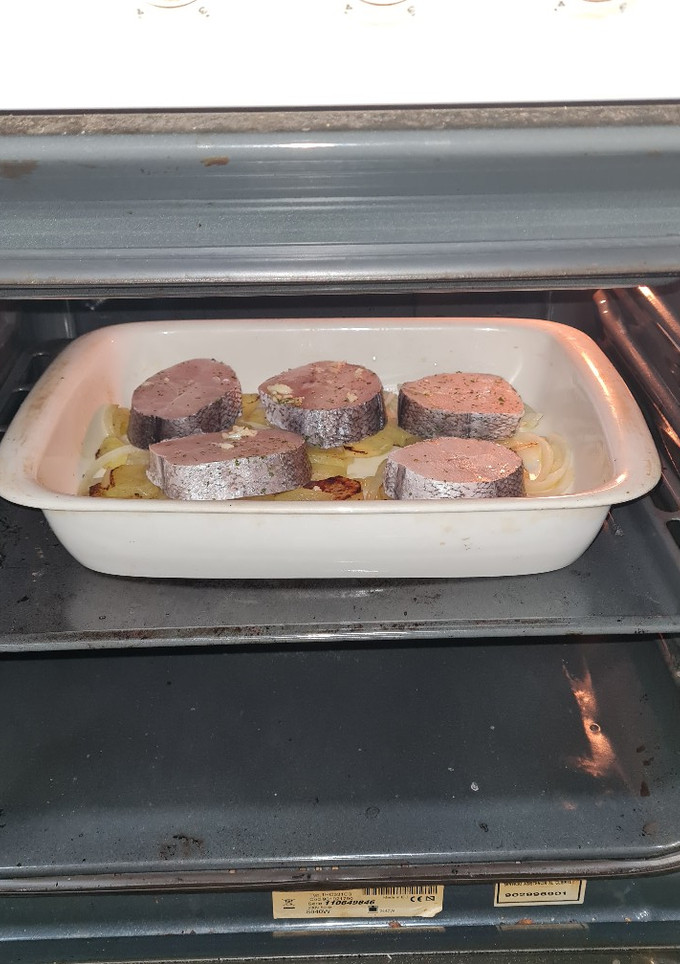 Una foto de Merluza al horno
