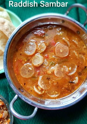 A picture of Raddish Sambar.