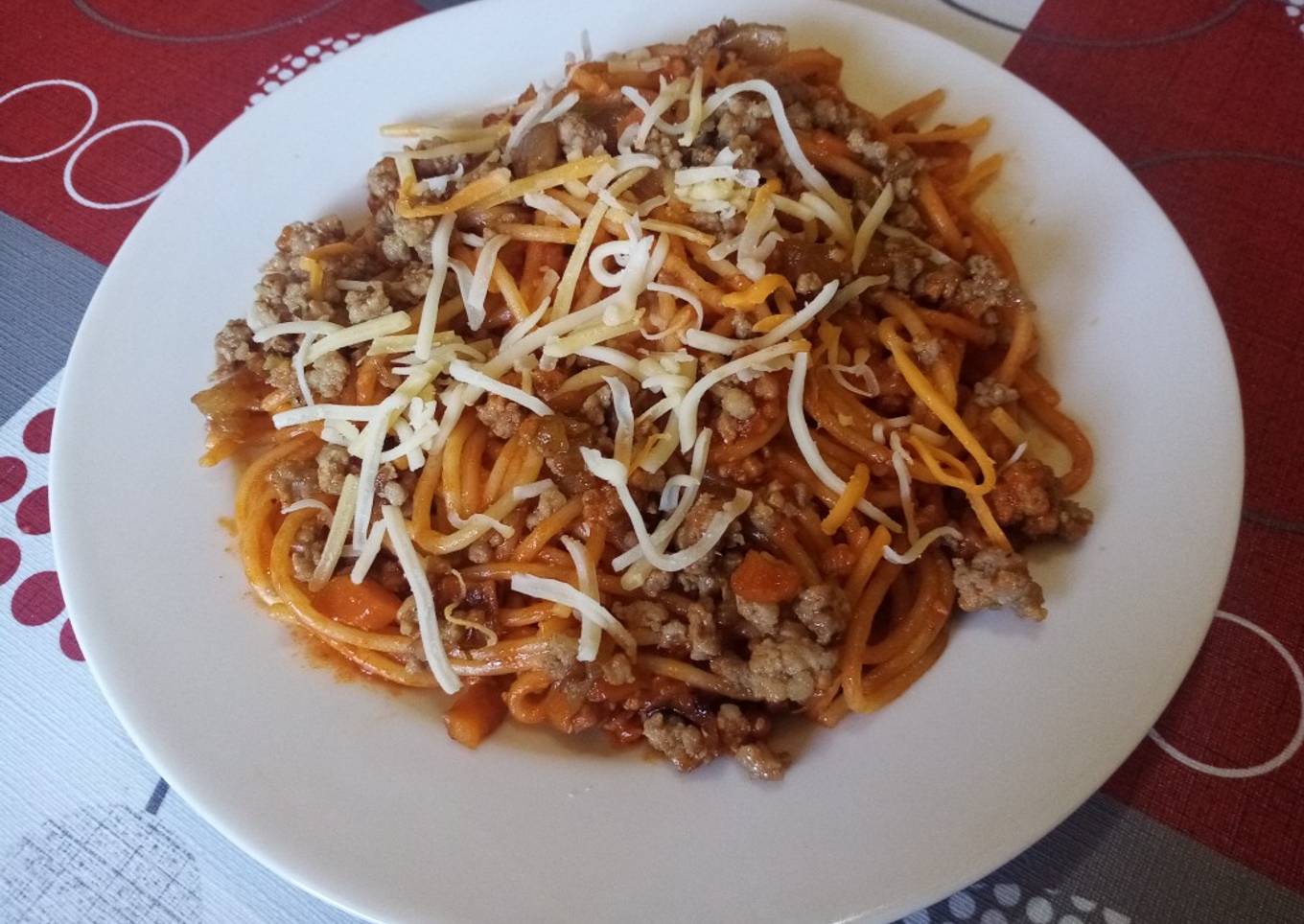 Espaguetis a la boloñesa en 25 minutos