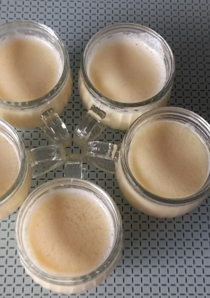 Una foto de 184. Panna cotta de yogur