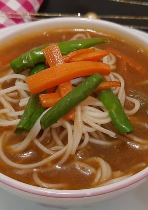 थुक्पा (Thukpa) रेसिपी मुख्य फोटो