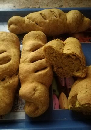 Una foto de Pan de pueblo con especias
