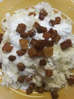 Túrós tészta sok-sok tejföllel recept fotója