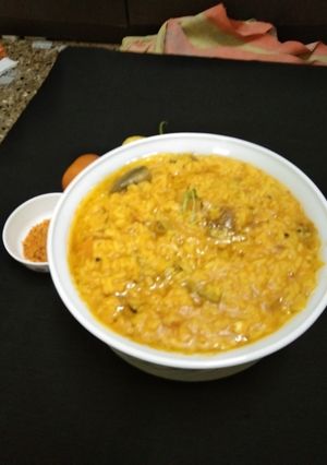 A picture of Sambar rice.