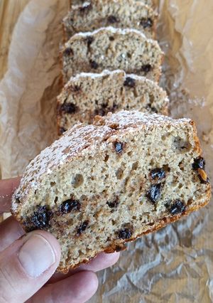 Una foto de Plumcake de plátanos, avena y pepitas de chocolate