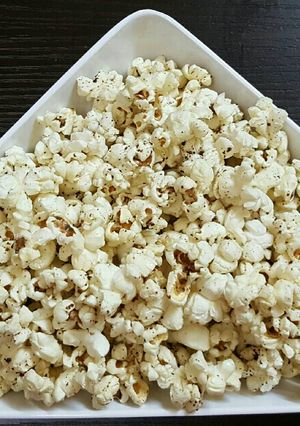 صورة لوصفة فشار بنكهة الماجي🍿