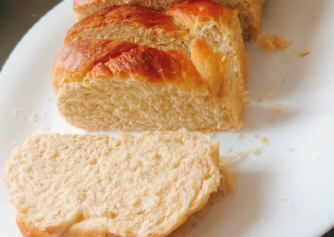 Braided honey bread