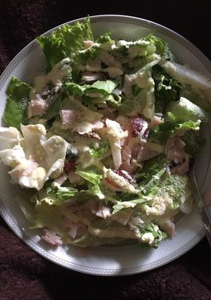 Una foto de Ensalada con Frutos Rojos 🥗🍓