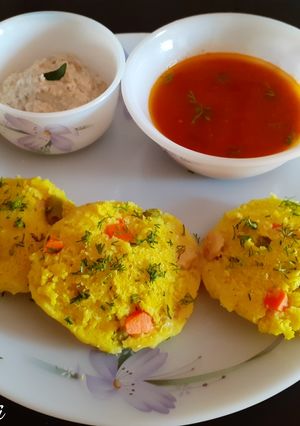 A picture of Kanchipuram Idli.