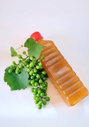 عکسی از دستور آبغوره به روش جوشاندن