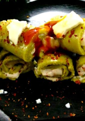 A picture of Cheesey peas khandvi.