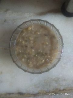 ખીચડી (Khichdi Recipe In Gujarati) રેસીપી મુખ્ય ફોટો