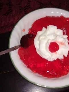 A picture of Very tasty Jello.