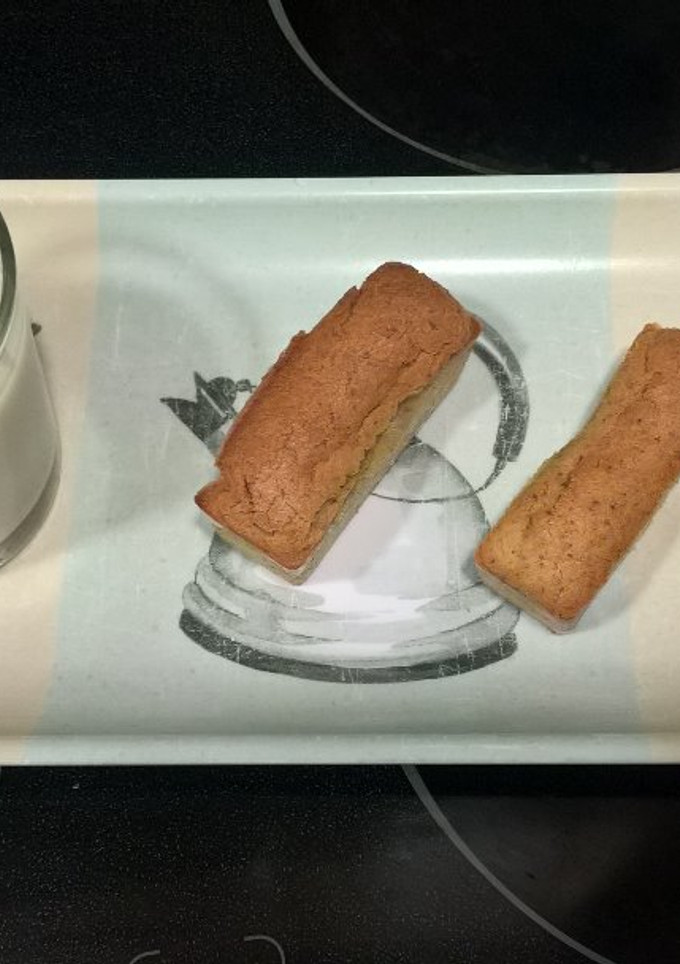 Una foto de Horchata y magdalenas de chufa sin lactosa