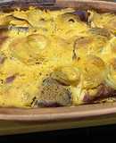 Hagymás, tejfölös, krumplis csülök Pataki tálban