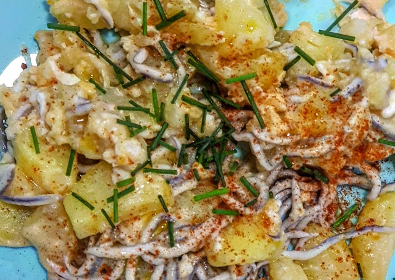 Huevos rotos con gulas