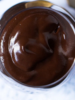 Una foto de Crema de cacao puro saludable