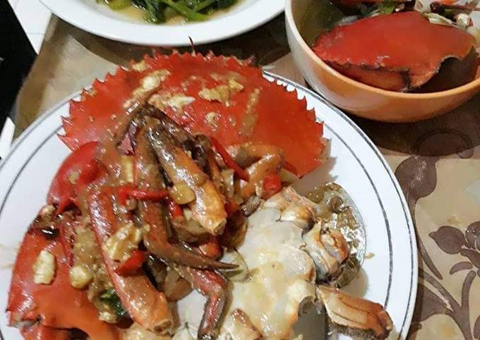 Kepiting saus tiram dan tumis kangkung