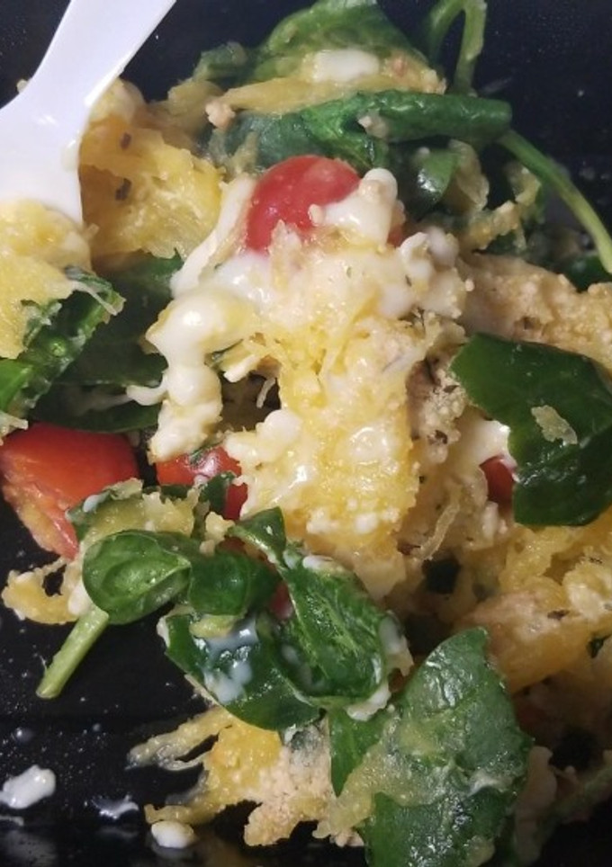 A picture of Spinach Squash.