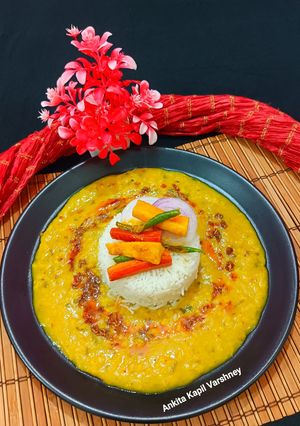 A picture of Dal Chawal.