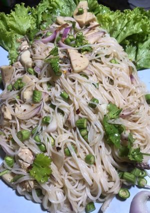 รูปของ ยำขนมจีนปลาทู หมูยอ