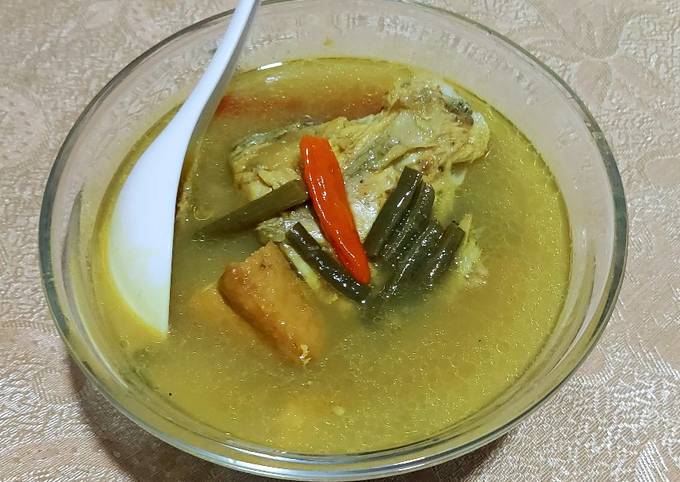 Sup Ikan bumbu Kuning