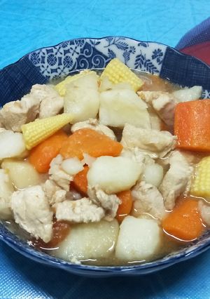 馬鈴薯燉雞胸肉 的食譜成品照片